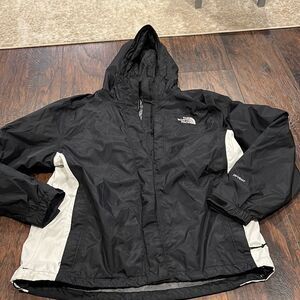 North face Windbreaker HyVent jacket size LG perfect for running walking running